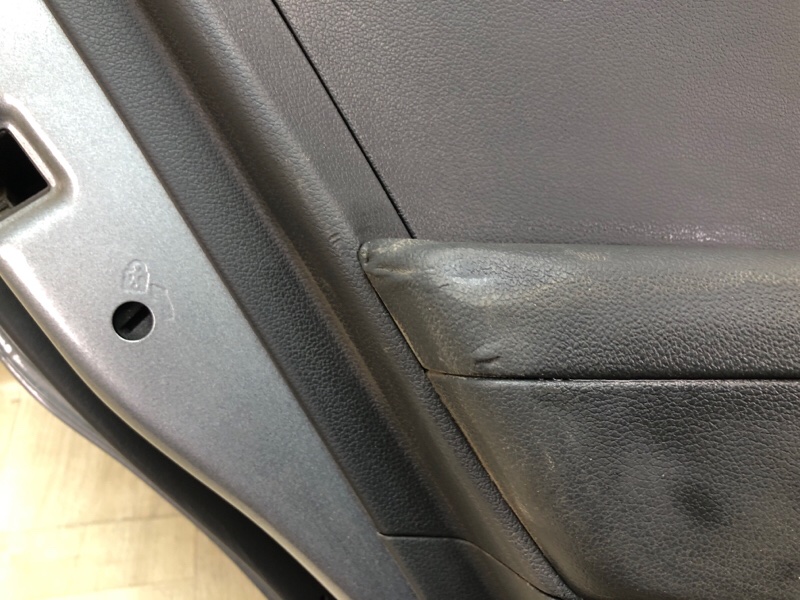 Дверь задняя левая ELANTRA AD 16- Дверь задняя левая ELANTRA AD 16-