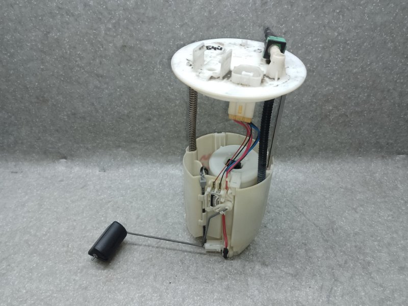 Запчасть топливный насос MITSUBISHI OUTLANDER XL 05-13 2009 3.0 6B31 1760A236 Б/У Топливный насос MITSUBISHI OUTLANDER XL 05-13 2009 3.0 6B31 1760A236 Б/У