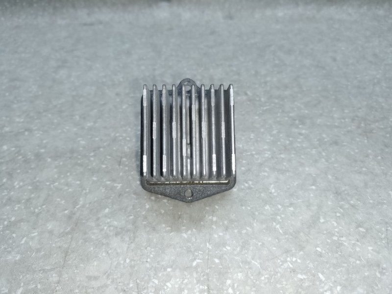 Запчасть резистор печки MITSUBISHI OUTLANDER XL 05-13 2009 3.0 6B31 7802A006 Б/У Резистор печки MITSUBISHI OUTLANDER XL 05-13 2009 3.0 6B31 7802A006 Б/У