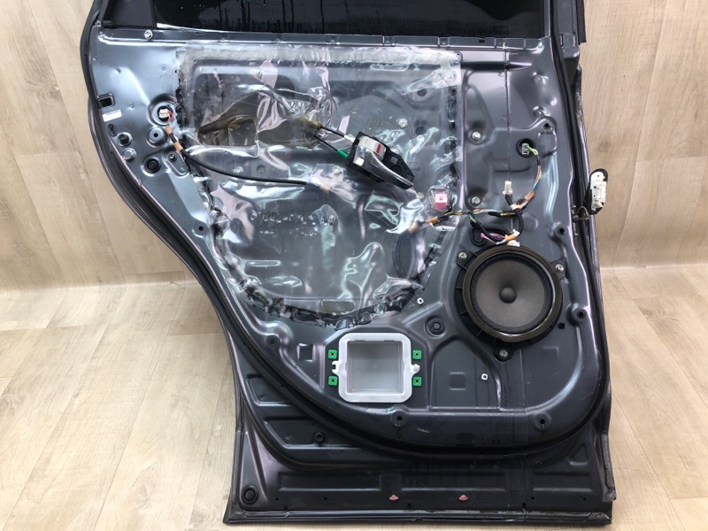 Дверь задняя левая VENZA 09-16 2009 3.5 2GR-FE Дверь задняя левая VENZA 09-16 2009 3.5 2GR-FE