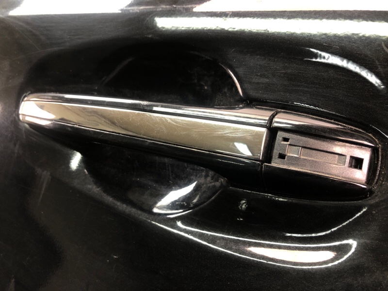 Дверь задняя левая VENZA 09-16 2009 3.5 2GR-FE Дверь задняя левая VENZA 09-16 2009 3.5 2GR-FE