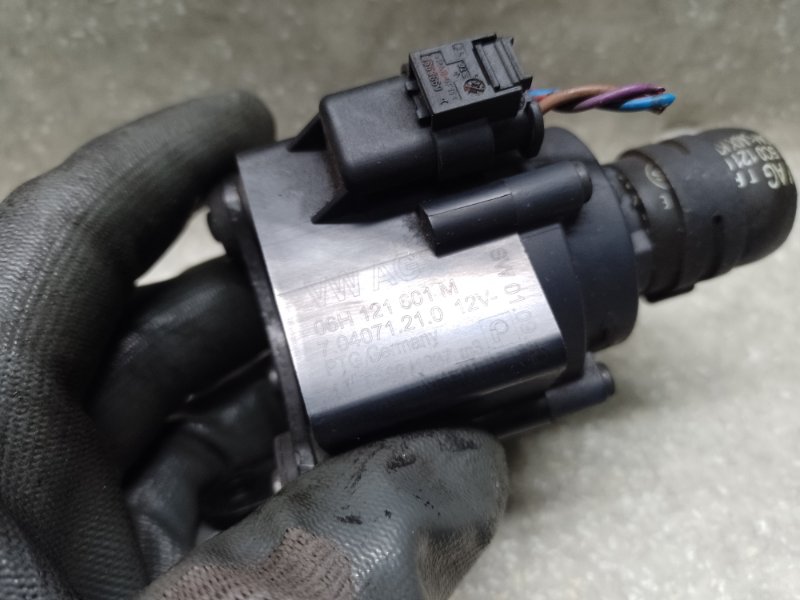 Помпа охлаждения электрическая PASSAT B7 11-15 2014 1.8 CPRA Помпа охлаждения электрическая PASSAT B7 11-15 2014 1.8 CPRA