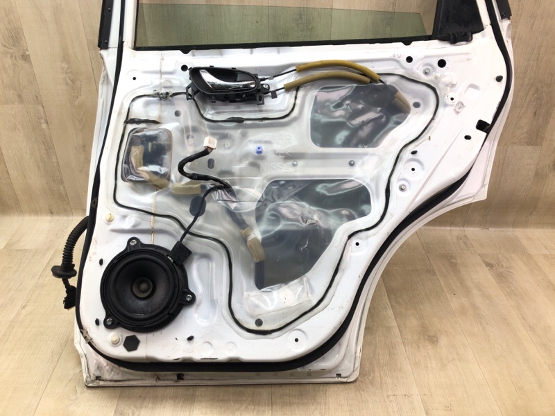 Дверь задняя правая X-TRAIL/ROGUE T32 13-20 2016 2.5 QR25DE