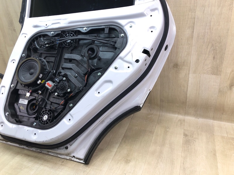 Дверь задняя правая TUCSON TL 15-20 2018 2.0 G4NC Дверь задняя правая TUCSON TL 15-20 2018 2.0 G4NC
