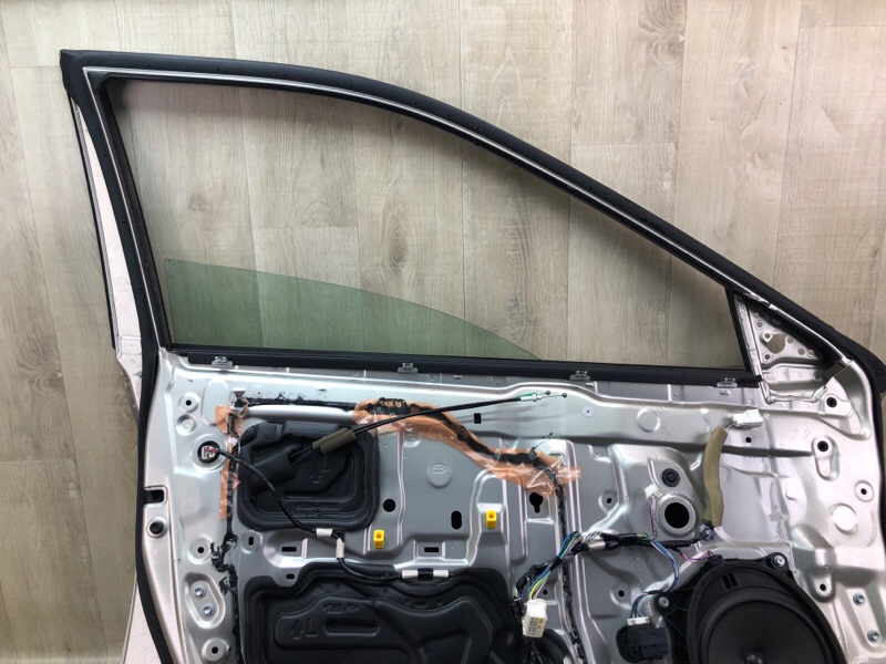 Дверь передняя левая CAMRY 55 14-17 2015 2.5 2ARFE