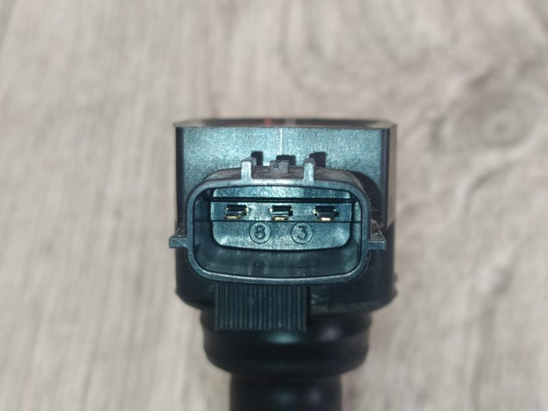 Катушка зажигания NISSAN QASHQAI/ROGUE SPORT 14- J11 2.0L MR20DD