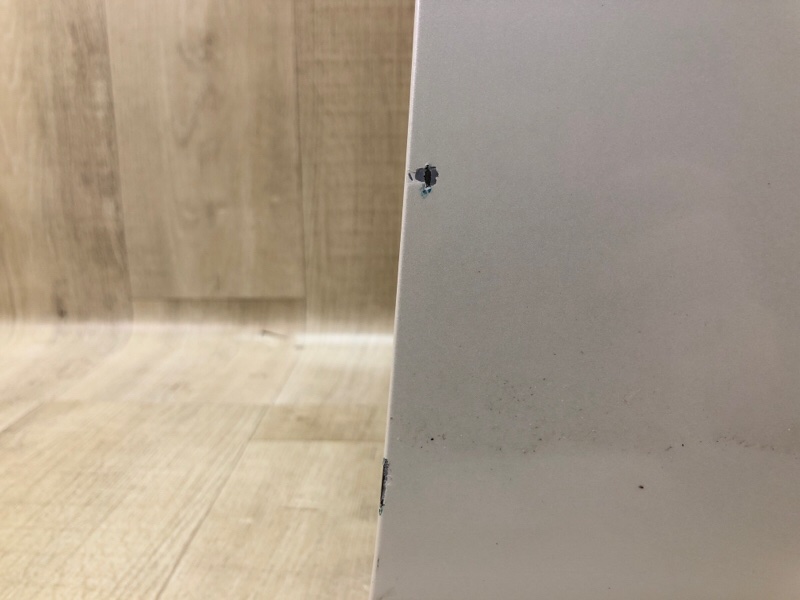 Дверь передняя правая LEAF 10-17 EM61