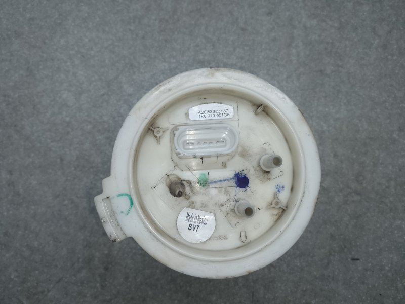 Топливный насос VOLKSWAGEN JETTA USA 10-17 CBTA 2.5L Топливный насос VOLKSWAGEN JETTA USA 10-17 CBTA 2.5L