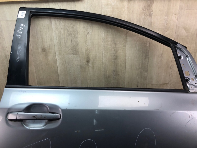 Дверь передняя правая SIENNA 11-16 2011 3.5 2GR-FE