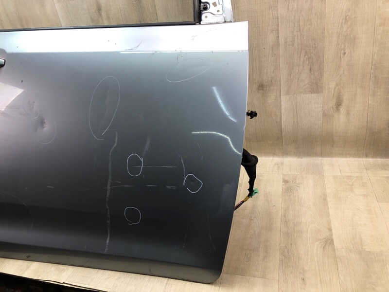 Дверь передняя правая SIENNA 11-16 2011 3.5 2GR-FE