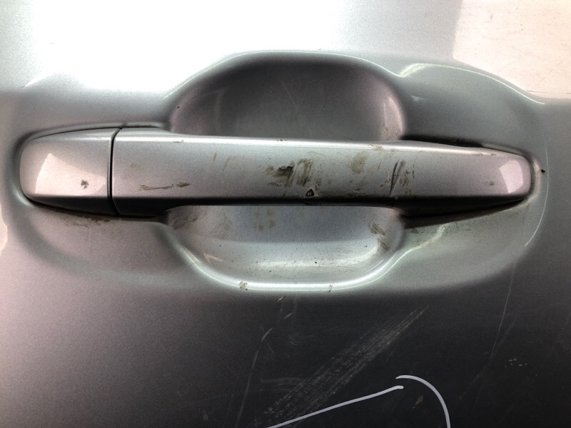 Дверь передняя правая SIENNA 11-16 2011 3.5 2GR-FE