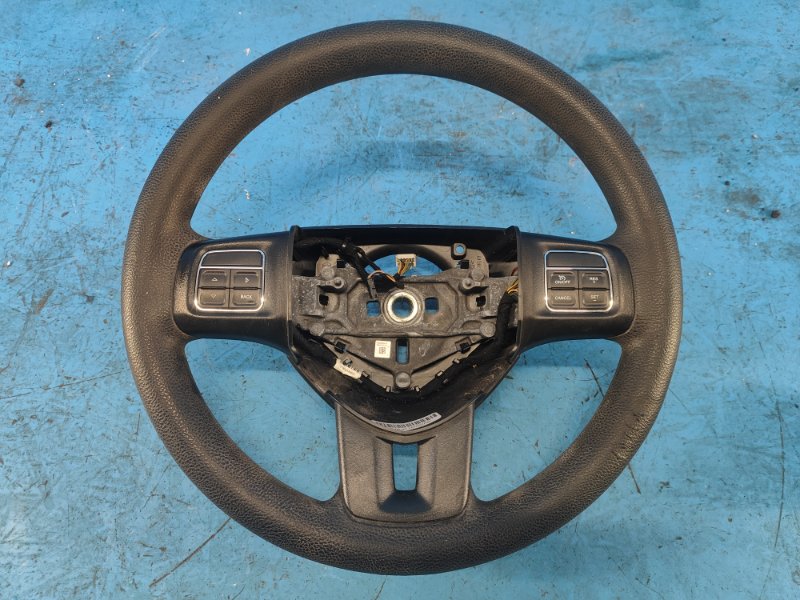 Запчасть руль DODGE JOURNEY 08-20 2016 2.4 ED3 P1RU61DX9AK Б/У Руль DODGE JOURNEY 08-20 2016 2.4 ED3 P1RU61DX9AK Б/У