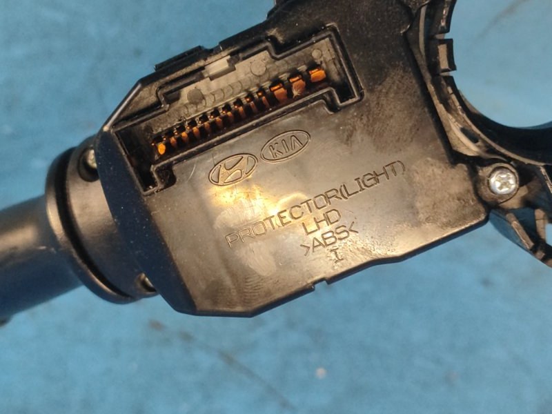 Подрулевой переключатель левый HYUNDAI SONATA YF 10-14