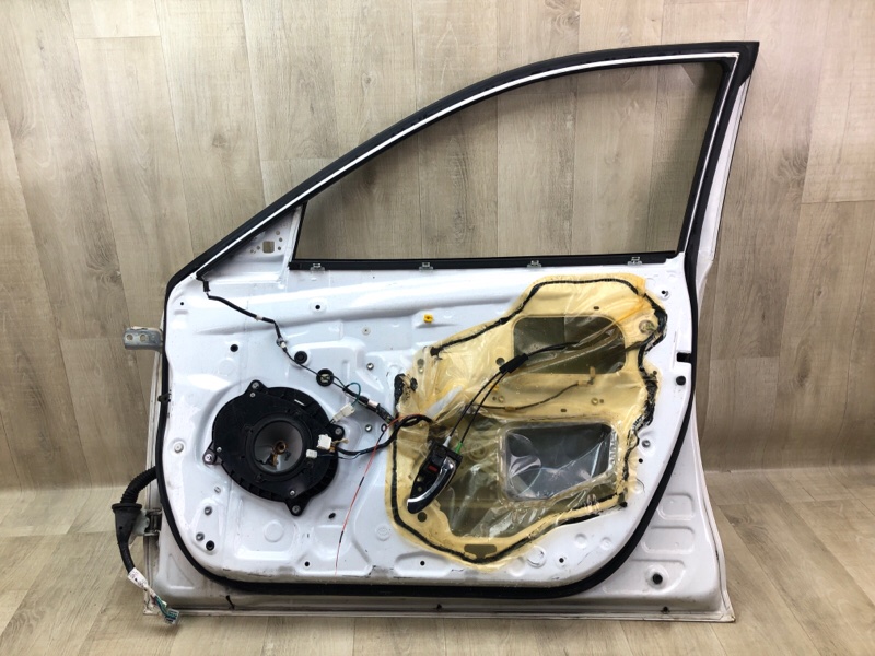 Дверь передняя правая CAMRY 40 06-11