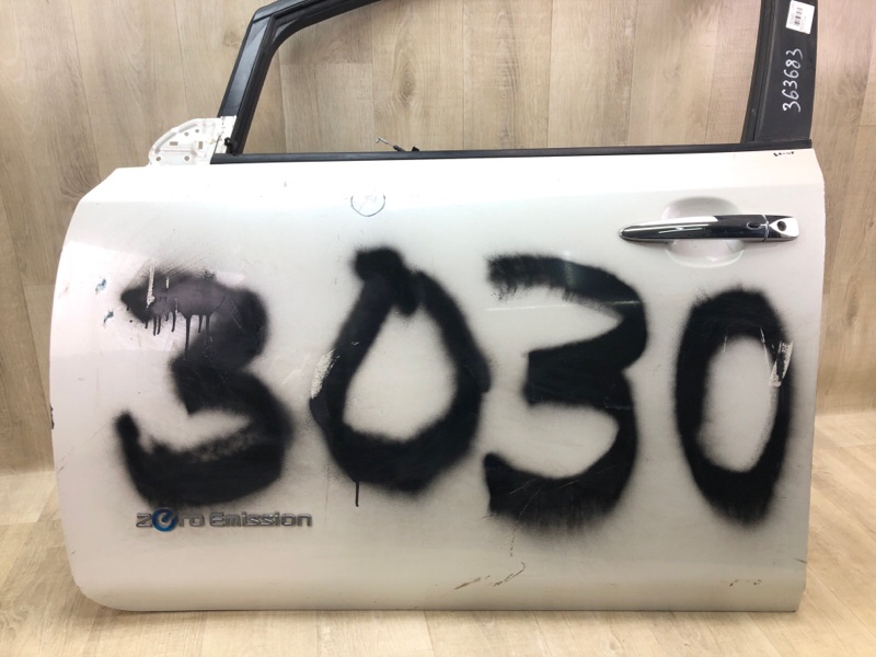 Дверь передняя левая NISSAN LEAF 10-17 EM61