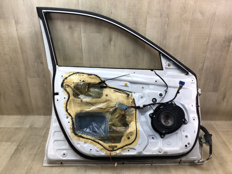 Дверь передняя левая CAMRY 40 06-11