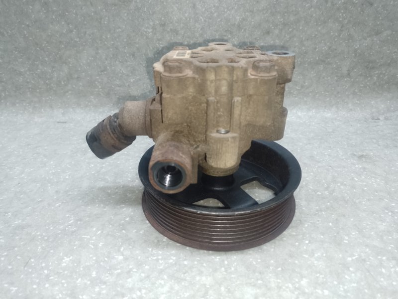 Насос ГУР TOYOTA TUNDRA 07-13 5.7 3UR Насос ГУР TOYOTA TUNDRA 07-13 5.7 3UR