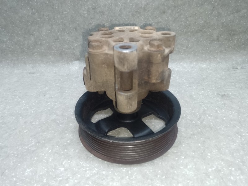 Насос ГУР TUNDRA 07-13 5.7 3UR Насос ГУР TUNDRA 07-13 5.7 3UR