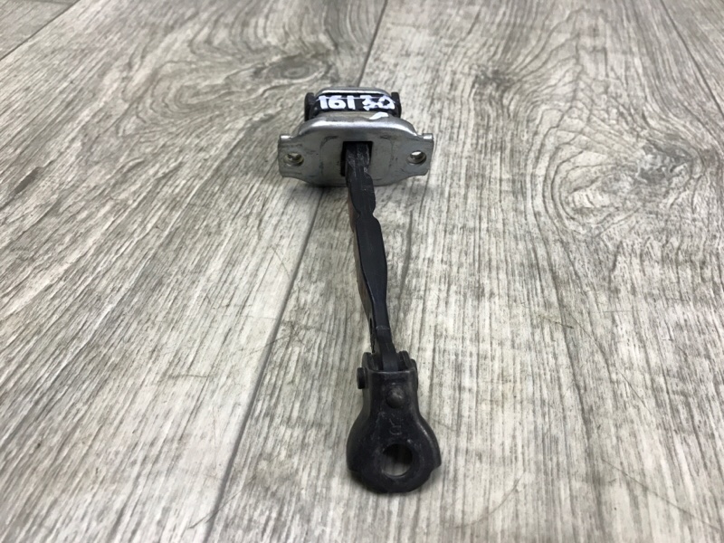 Ограничитель двери передний правый HONDA ACCORD CU8 / TSX 08-14 Ограничитель двери передний правый HONDA ACCORD CU8 / TSX 08-14