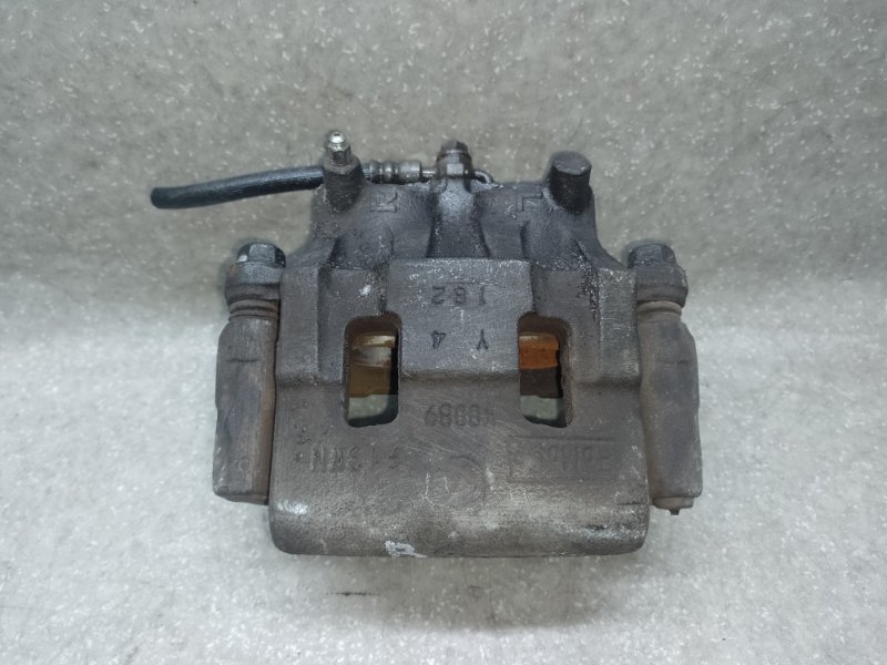 Запчасть суппорт тормозной передний правый MAZDA CX-7 06-12 2011 2.5 L (L5-VE) L206-33-980B Б/У Суппорт тормозной передний правый MAZDA CX-7 06-12 2011 2.5 L (L5-VE) L206-33-980B Б/У