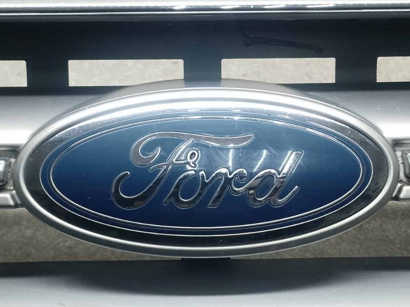 Решетка радиатора ESCAPE 12-19 2017 2.5 T25HDEX