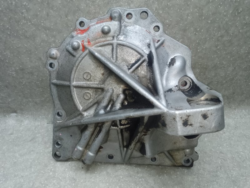 Крышка АКПП задняя TOYOTA CAMRY 30 02-06 3510233020 Б/У