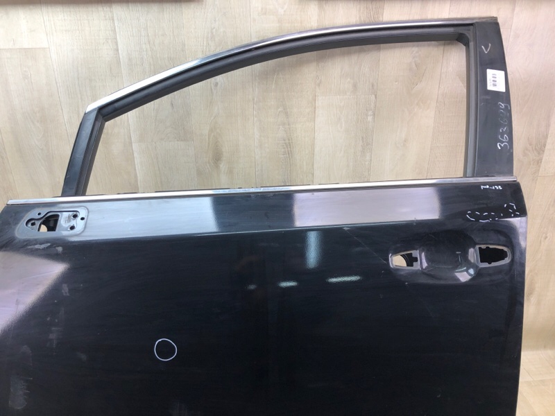 Дверь передняя левая VENZA 09-16 2009 3.5 2GR-FE