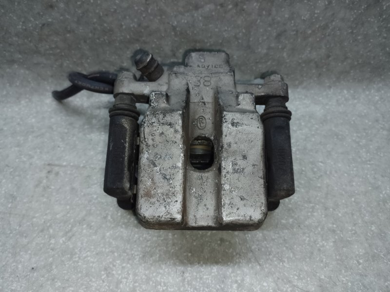 Суппорт тормозной задний левый TOYOTA CAMRY 55 14-17 2015 2.5 2ARFE 4785006110 Б/У