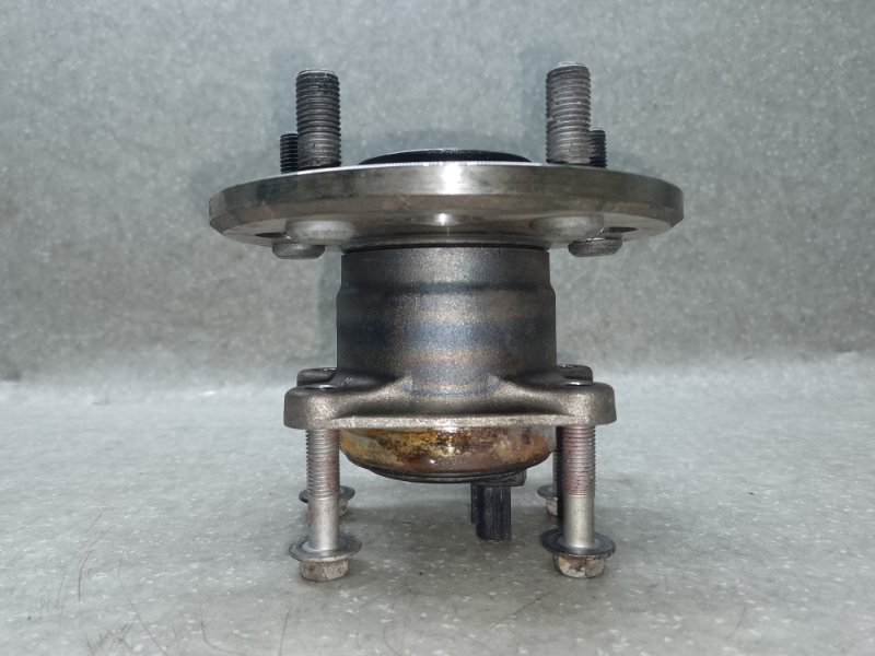 Ступица задняя правая CAMRY 55 14-17 2015 2.5 2ARFE