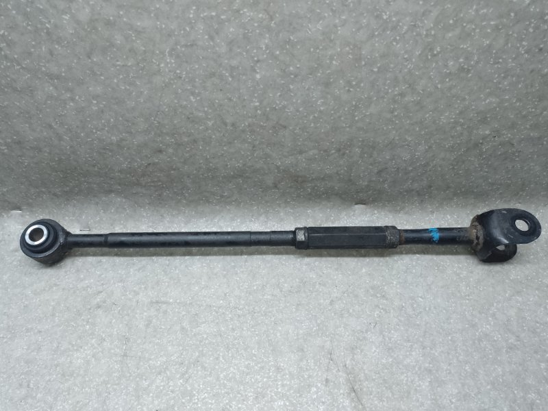 Рычаг задней подвески поперечный CAMRY 55 14-17 2015 2.5 2ARFE