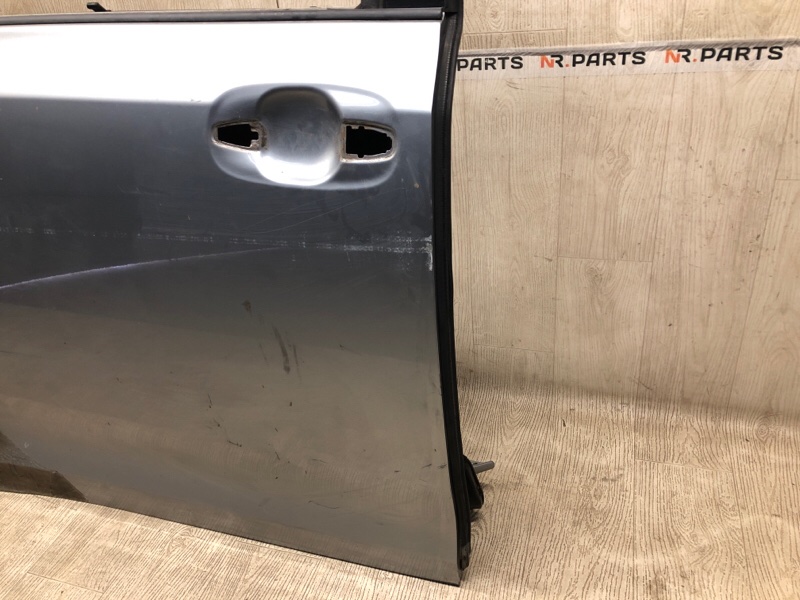 Дверь боковая сдвижная задняя правая SIENNA 11-16 2011 3.5 2GR-FE Дверь боковая сдвижная задняя правая SIENNA 11-16 2011 3.5 2GR-FE