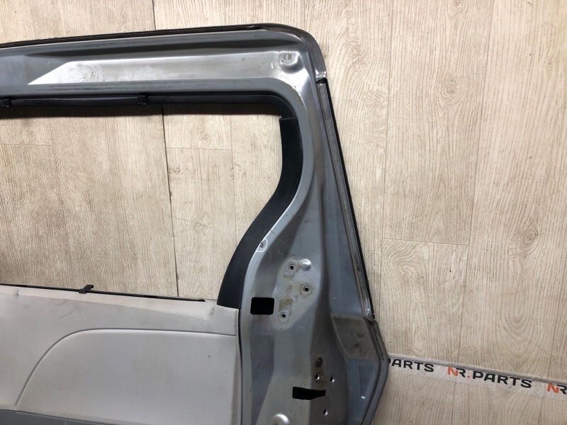 Дверь боковая сдвижная задняя правая SIENNA 11-16 2011 3.5 2GR-FE Дверь боковая сдвижная задняя правая SIENNA 11-16 2011 3.5 2GR-FE