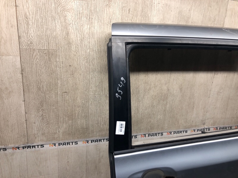 Дверь боковая сдвижная задняя левая SIENNA 11-16 2011 3.5 2GR-FE Дверь боковая сдвижная задняя левая SIENNA 11-16 2011 3.5 2GR-FE