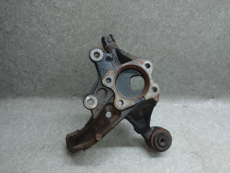 Цапфа правая TOYOTA CAMRY 55 14-17 2.5 2ARFE