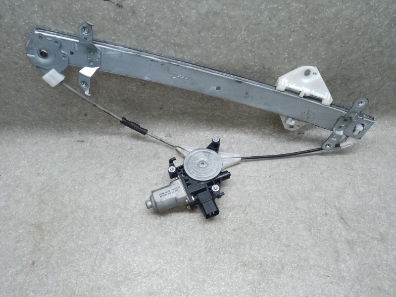 Стеклоподъемник передний правый OUTBACK BS 14-21 2015 2.5 FB25B