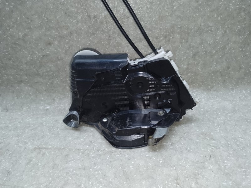 Замок двери передний правый SUBARU OUTBACK BS 14-21 2.5 FB25B