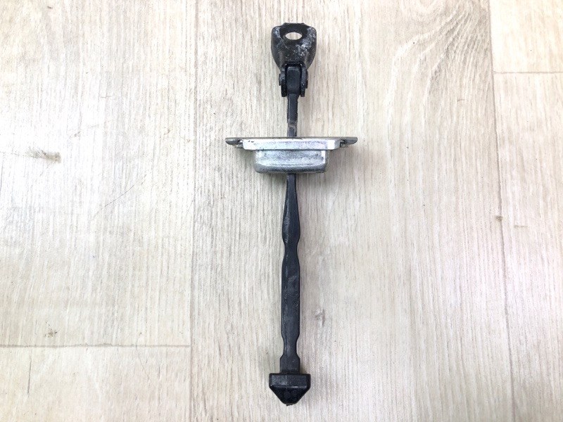 Ограничитель двери передний NISSAN MURANO Z52 14- 2020 3.5 VQ35DE 80430-5AA0A Б/У