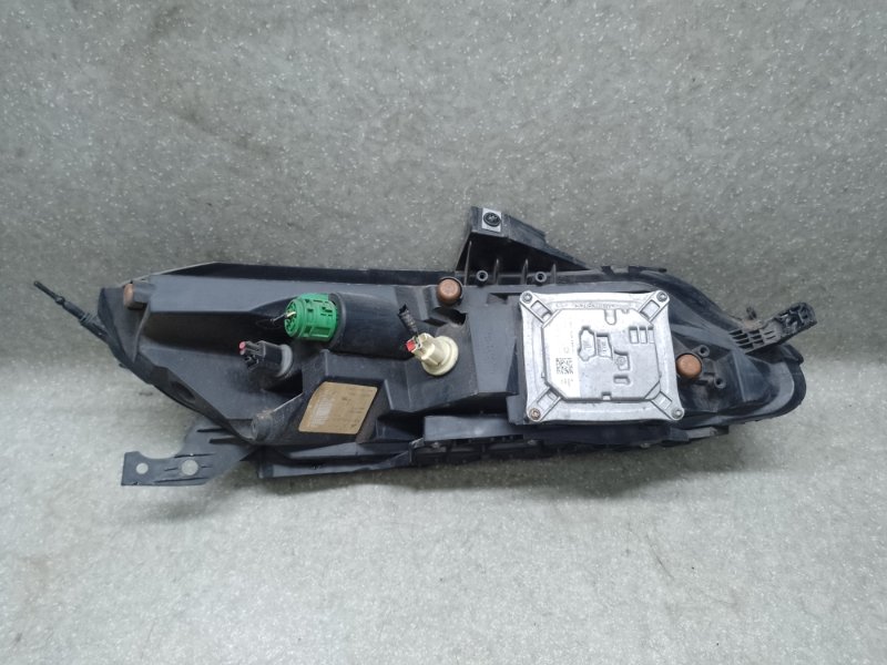 Дневной ходовой огонь левый JEEP CHEROKEE 14- 3.2 EHB Дневной ходовой огонь левый JEEP CHEROKEE 14- 3.2 EHB