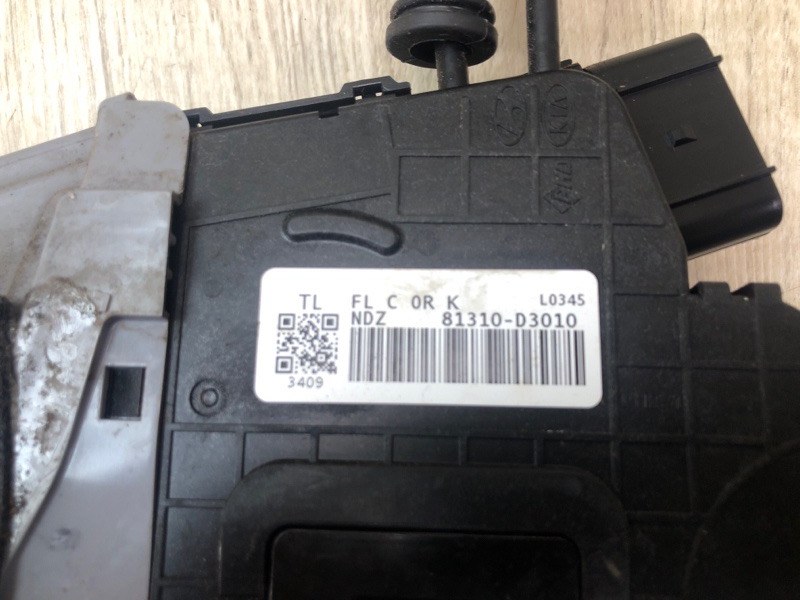 Замок двери передний левый TUCSON TL 15-20 2018 2.0 G4NC