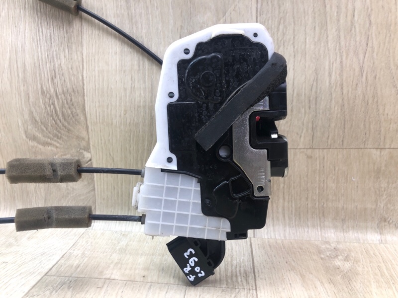 Замок двери передний правый MURANO Z52 14- 2020 3.5 VQ35DE Замок двери передний правый MURANO Z52 14- 2020 3.5 VQ35DE