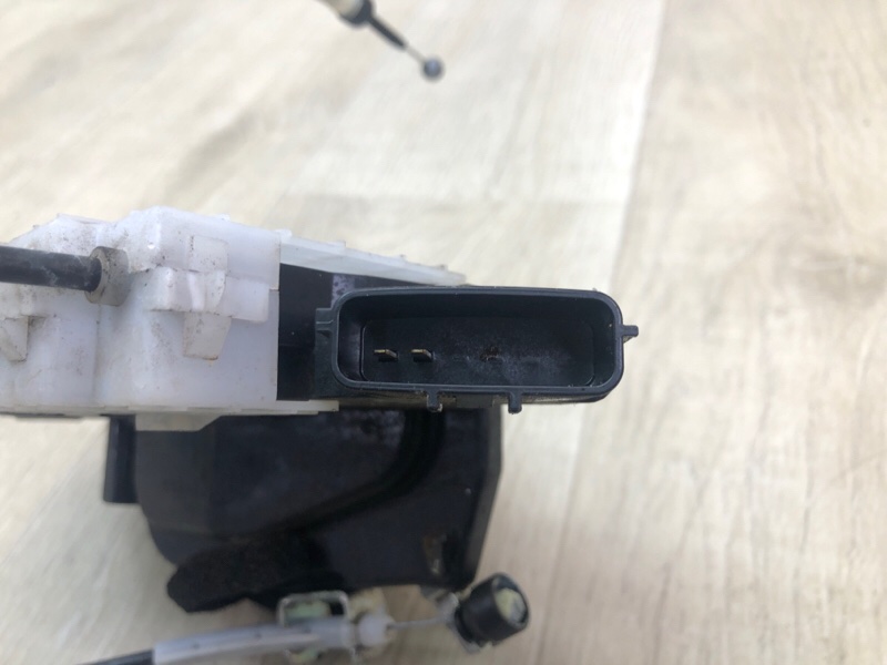 Замок двери передний правый MURANO Z52 14- 2020 3.5 VQ35DE Замок двери передний правый MURANO Z52 14- 2020 3.5 VQ35DE