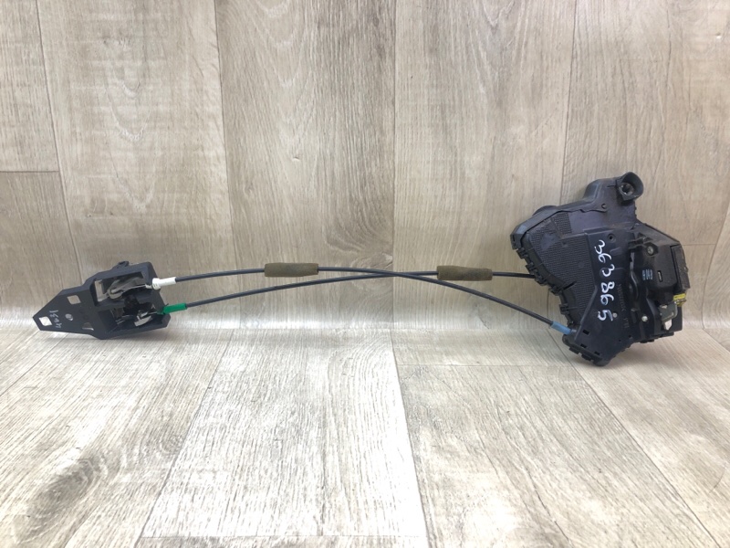 Запчасть замок двери передний левый TOYOTA VENZA 09-16 2009 3.5 2GR-FE 6904006180 Б/У Замок двери передний левый TOYOTA VENZA 09-16 2009 3.5 2GR-FE 6904006180 Б/У