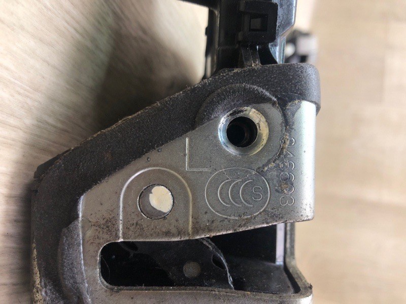 Замок двери передний левый VENZA 09-16 2009 3.5 2GR-FE Замок двери передний левый VENZA 09-16 2009 3.5 2GR-FE