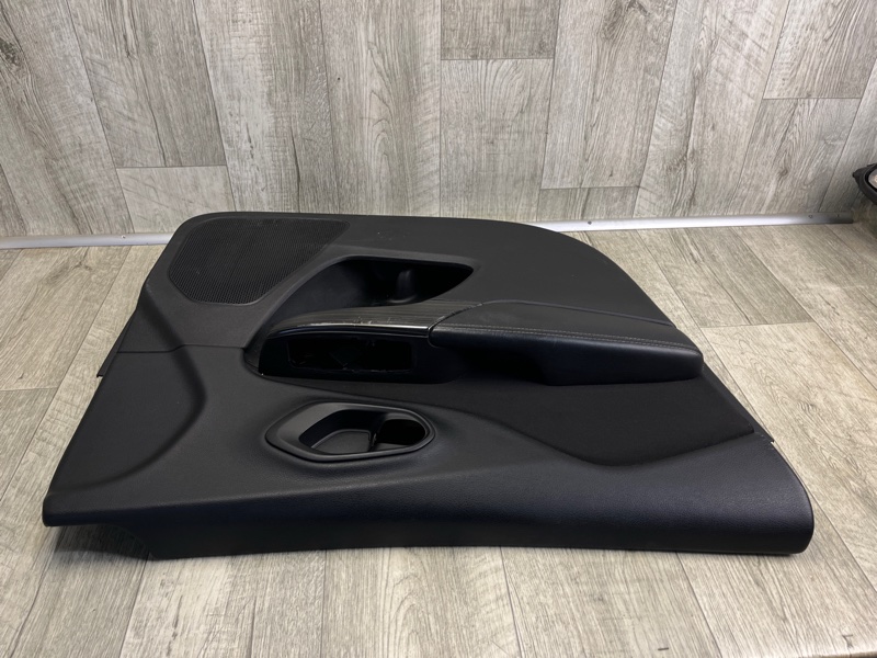 Карта двери передняя левая CHEROKEE 14- 2014 3.2 EHB Карта двери передняя левая CHEROKEE 14- 2014 3.2 EHB