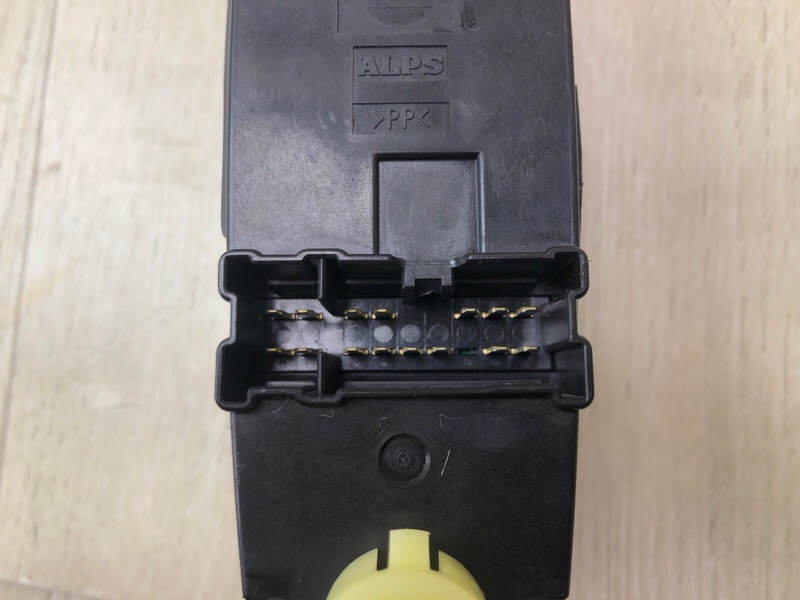 Блок управления стеклоподъемниками QX50 18- 2023 2.0 KR20DDET Блок управления стеклоподъемниками QX50 18- 2023 2.0 KR20DDET