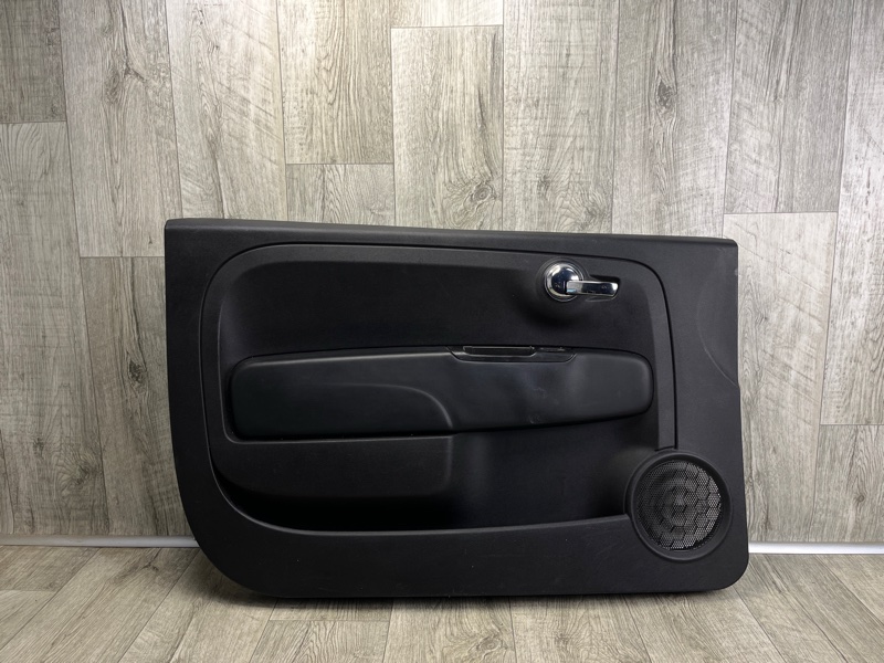 Запчасть карта двери передняя левая FIAT 500 (312/FF) 07-19 2016 ELECTRIC 5XT57JXWAA Б/У Карта двери передняя левая FIAT 500 (312/FF) 07-19 2016 ELECTRIC 5XT57JXWAA Б/У