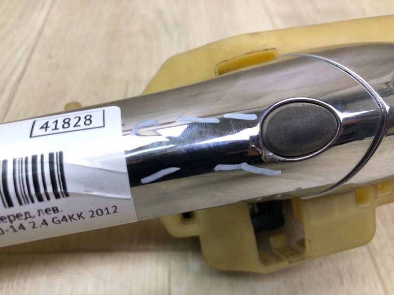 Ручка двери наружная передняя левая SONATA YF 10-14 2012 2.4 G4KK Ручка двери наружная передняя левая SONATA YF 10-14 2012 2.4 G4KK