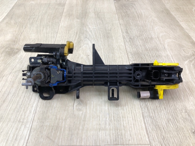 Ручка двери наружная передняя левая VENZA 09-16 2009 3.5 2GR-FE