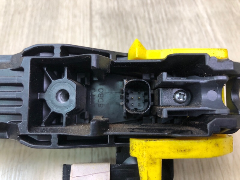 Ручка двери наружная передняя левая VENZA 09-16 2009 3.5 2GR-FE