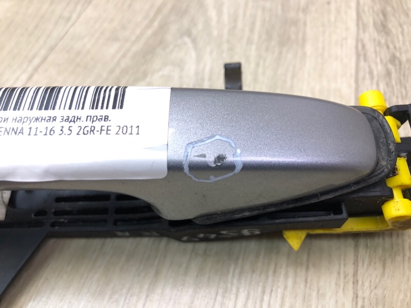 Ручка двери наружная задняя правая SIENNA 11-16 2011 3.5 2GR-FE Ручка двери наружная задняя правая SIENNA 11-16 2011 3.5 2GR-FE